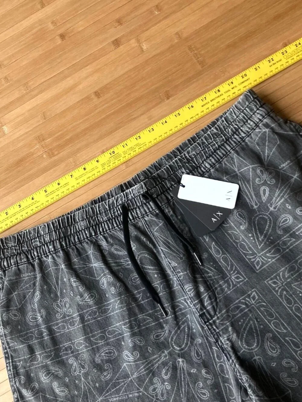 Armani Exchange A|X Cotton Linen Paisley Shorts Mens 38 Black Denim NWT